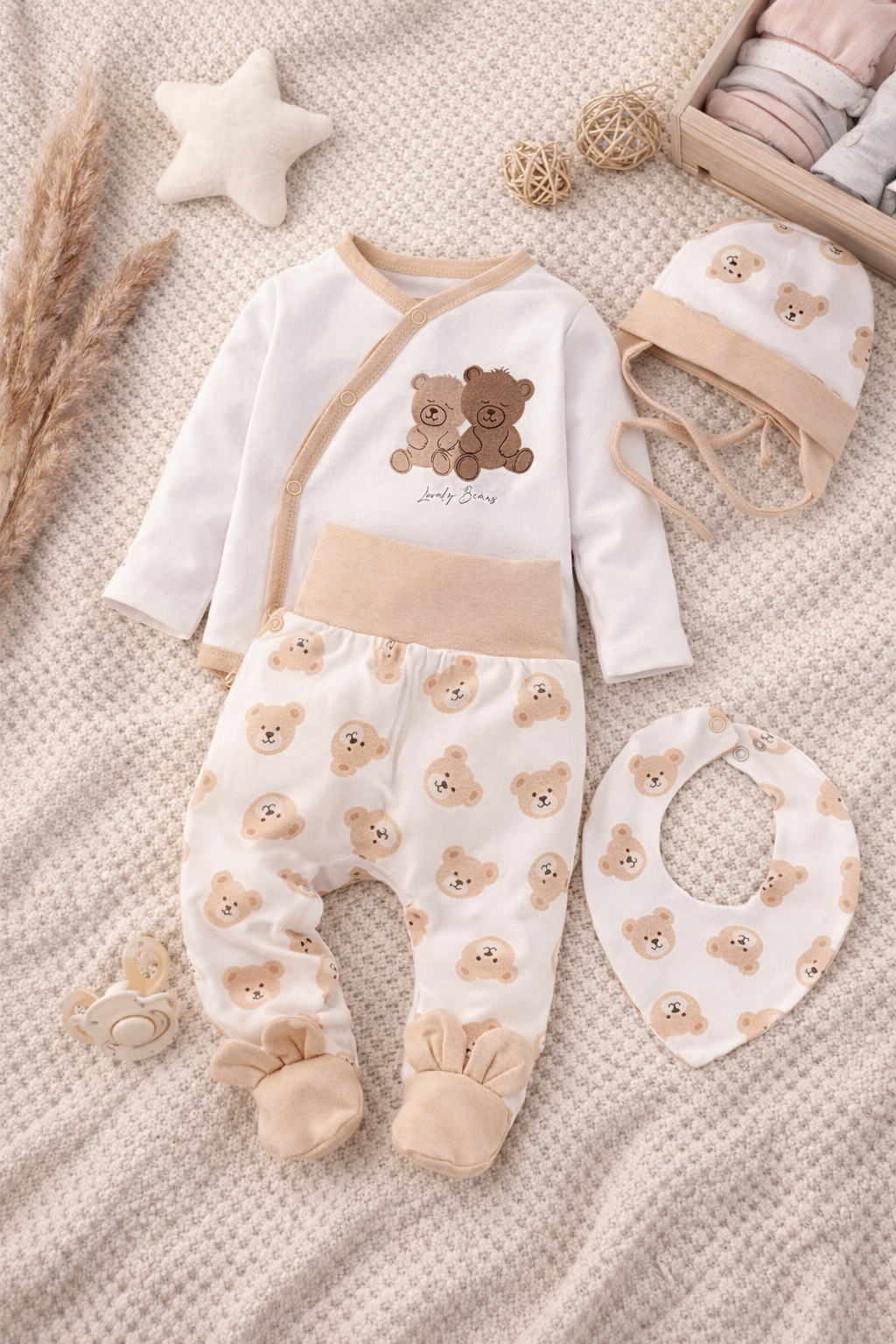 Primele hăinuțe pentru nou-născut – setul ideal pentru început