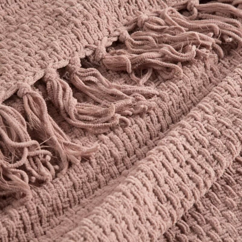 Patura Suzi, cuvertura de pat tesuta cu franjuri, perdele euro, pudra