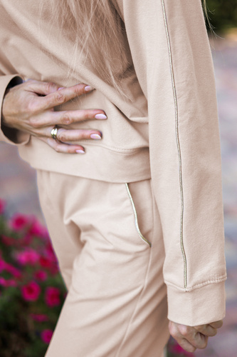 Trening de dama Maio Mirale, bumbac 95% bumbac 5% elastan, productie poloneza - set sport elegant - bej