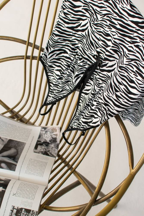 746 Savannah De Lafense cămașă de noapte - alb-negru