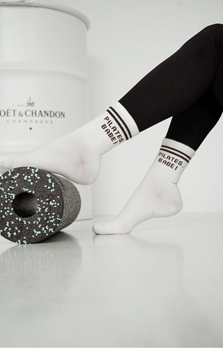 0200-189 Pilates Babe! Șosete Milena ecru din bumbac pentru femei