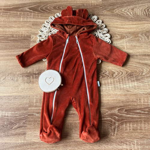 Mamatti VELVET KB005 Salopetă dublă pentru bebeluși din bumbac cu glugă și urechi, culoare scorțișoară