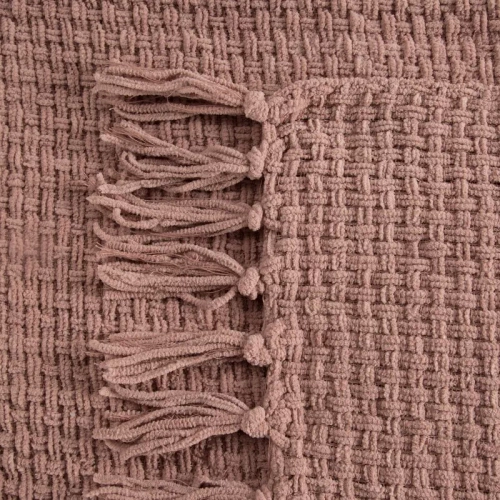 Patura Suzi, cuvertura de pat tesuta cu franjuri, perdele euro, pudra