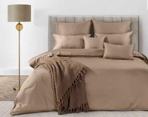 1E Lenjerie de pat Elegant Satin Eva Minge Euro perdele maro deschis | Macosatin 100% bumbac