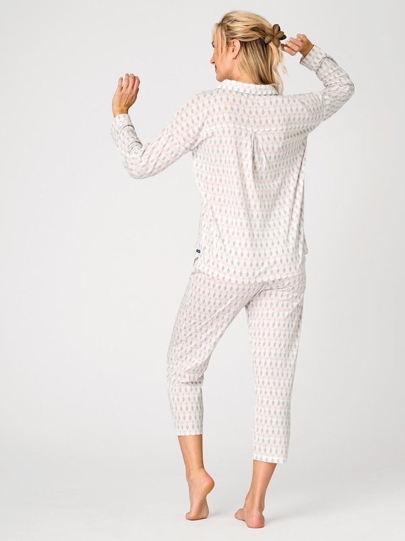 Pijama damă LNS 879 Key din bumbac, bej, cu nasturi și model pastelat delicat