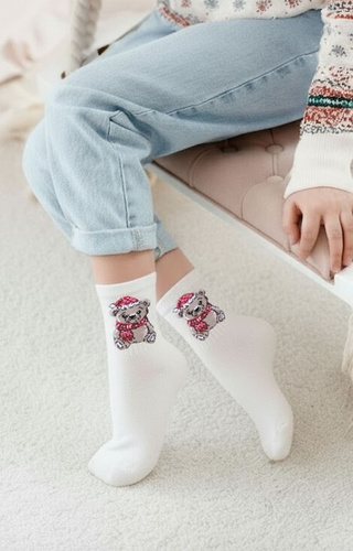 1306-009 Șosete de Crăciun Milena ecru pentru fete – bumbac, model ursuleț de pluș