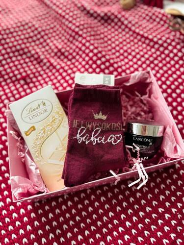 0200-134 Sosete dama Alteța Sa Bunica Milena - Bordeaux