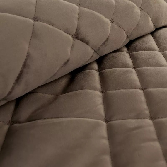 Ria 6 Cuvertura de pat decorativa din catifea Eurodraperii maro