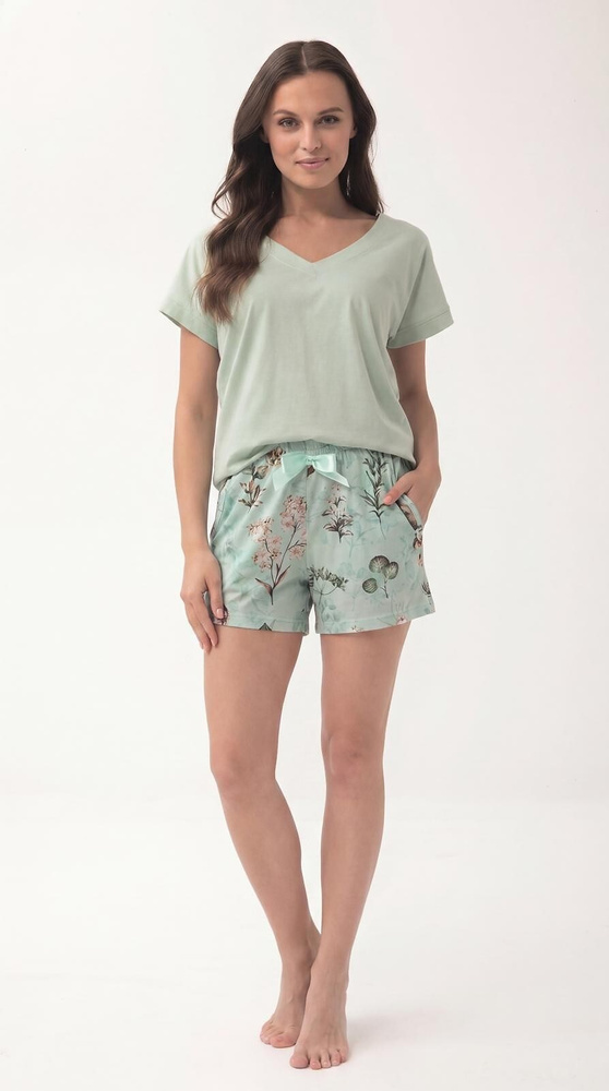 Pijama de damă 1309 Luna din bumbac cu pantaloni scurți