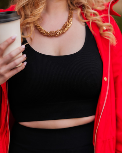 Sutien sport Mona cu nervuri, negru