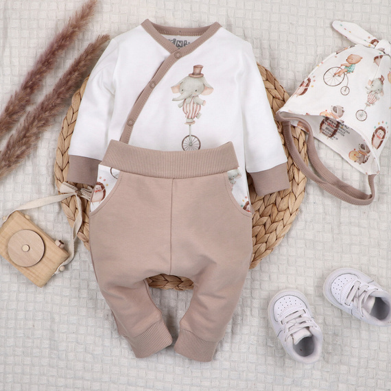 Căciuliță pentru bebeluși Circus Nini – 100% bumbac organic