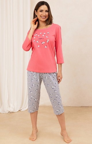 707 Pijama roz din bumbac Regina - dama, maneci 3/4, model floral