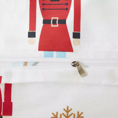 Set de lenjerie de pat de Crăciun din satin de bumbac de la Needle and Thread Nutcracker – Elegant și moale