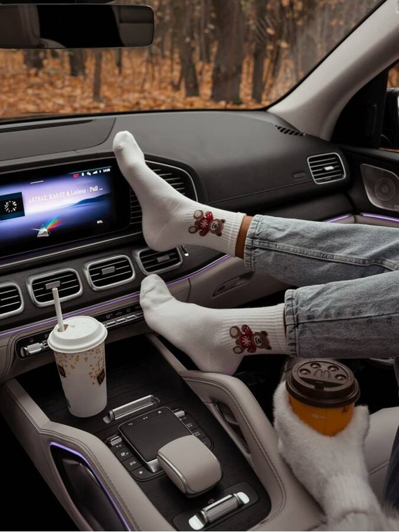 0200-132 Ursuleț în pulover Crăciun șosete damă Milena - ecru