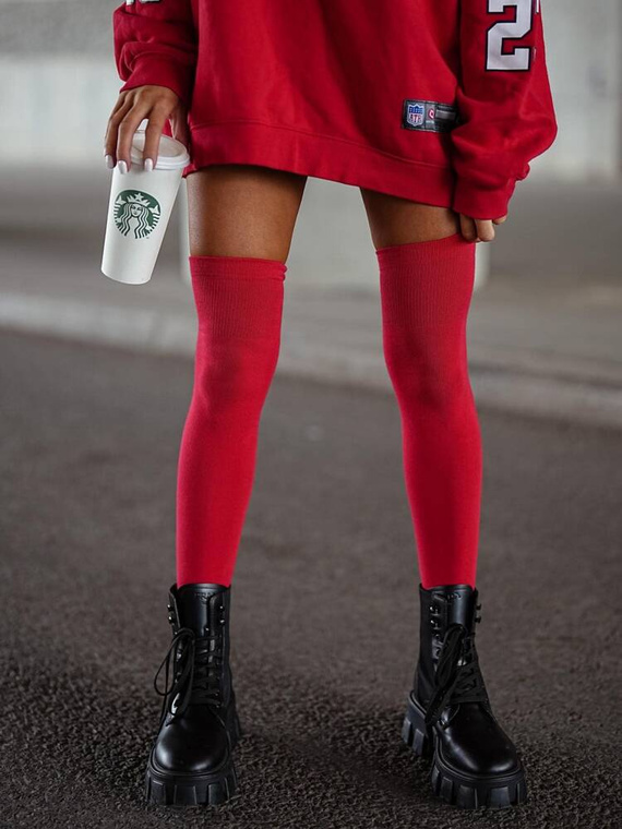 0293 Gładkie Zakolanówki damskie Milena czerwony