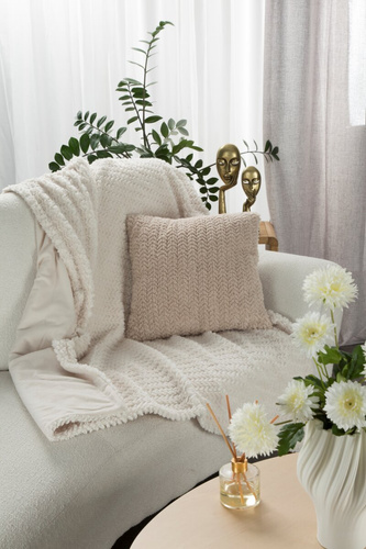 Pătură Laris, cuvertură de pat din microfibră, Europerdele, cremă