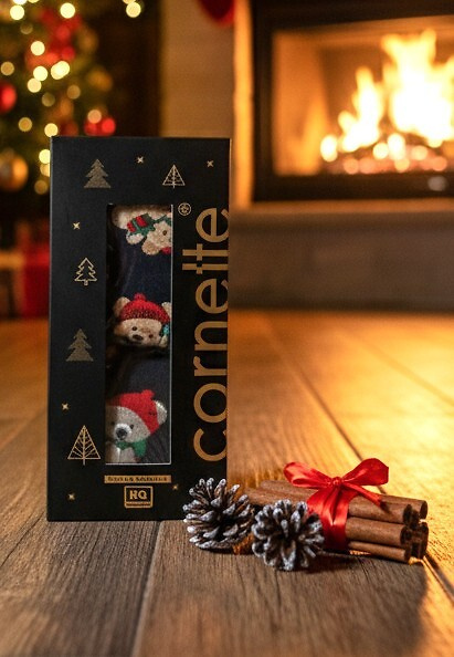 Set bărbătesc Cornette 914/02, model teddy de Crăciun - boxeri și șosete, bumbac