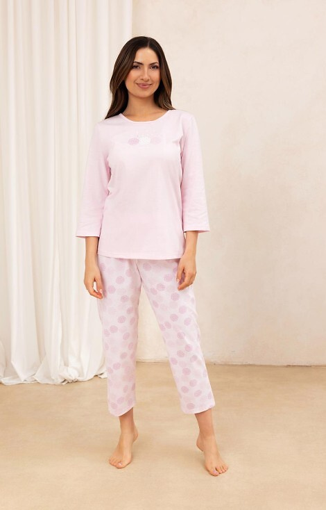 702 Pijamale din bumbac roz Regina - dama, maneci 3/4, pantaloni cu modele 7/8