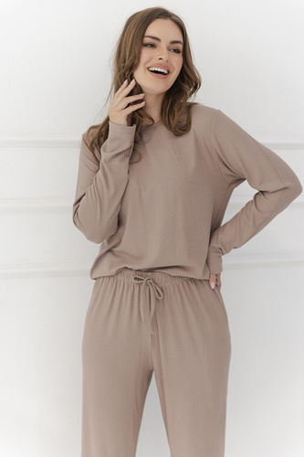 Pijamale damă Taro Marilla 3621 din vâscoză, cu dungi, mânecă lungă, culoare cappuccino