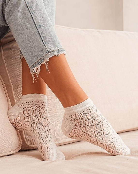 1504-002 Picioare ajurate femei Milena - ecru