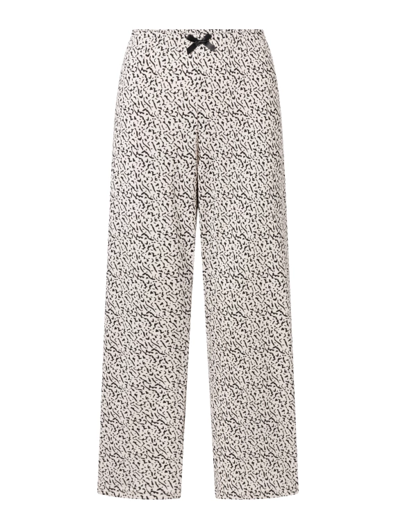 Despre Stil Pijamale lungi de dama cu fermoar Momenti Per Me bej