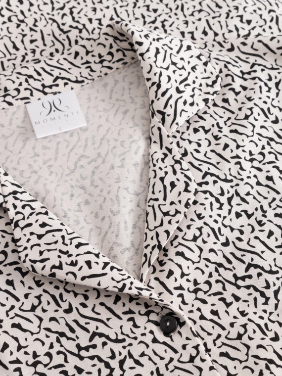 Despre Stil Pijamale lungi de dama cu fermoar Momenti Per Me bej