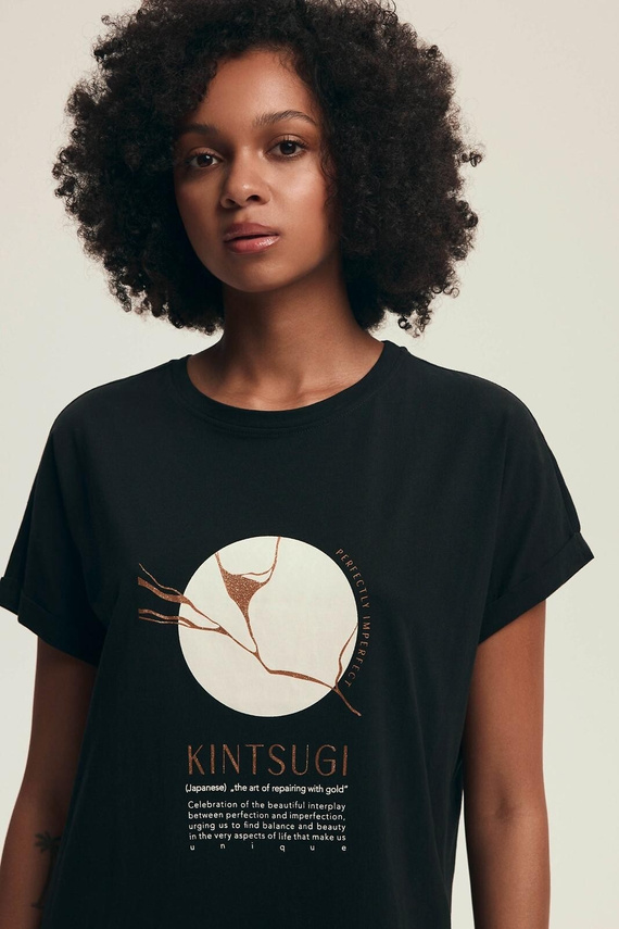 Cămașă de noapte 43729 Dairoku Henderson neagră – bumbac, mâneci scurte, croială confortabilă