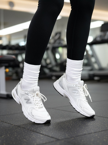 0071-010 Șosete sport unice Milena pentru femei – jumătate de țesătură terry, tijă mai lungă