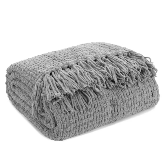 Patura Suzi, cuvertura de pat, tesuta cu franjuri, eurodrape, gri