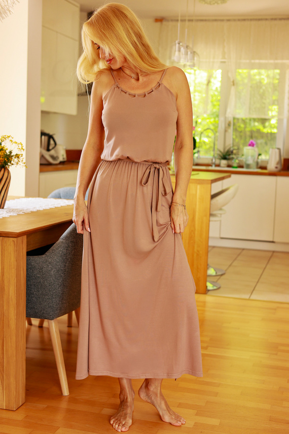 Grace Mirale – Rochie lungă din viscoză cu fante | Producția poloneză - latte