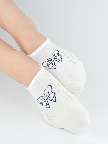 Șosete invizibile damă Noviti ST095 – bumbac, silicon la călcâi