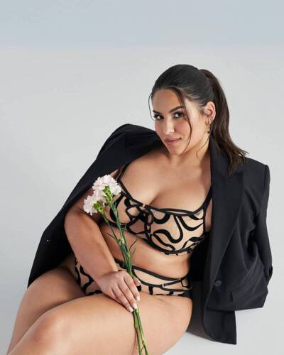 2124 Ava bej sutien semi-umplut semi-soft