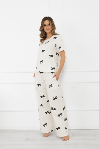 Pijama de damă Figaro - ecru, bumbac, mânecă scurtă + pantaloni lungi Italian Fashion  