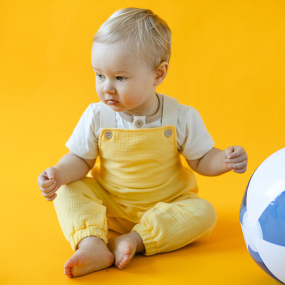 Salopeta pentru bebelusi Elephant Eevi - galbena