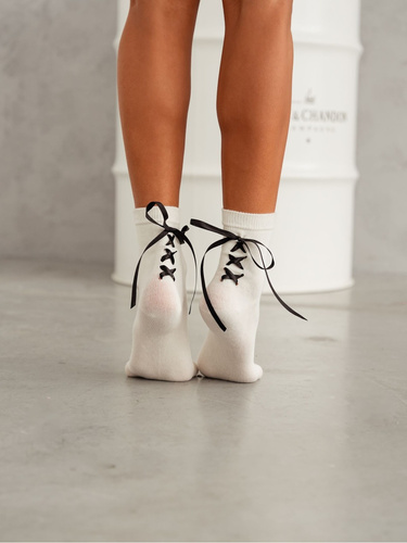 1597.001 Ciorapi dama cu siret Milena - ecru