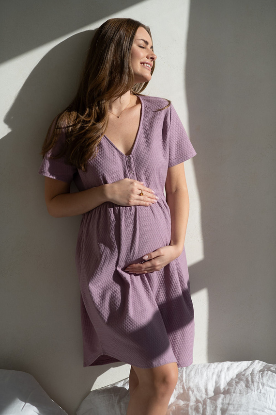 Cămașă de noapte Aurora pentru maternitate și alăptare, culoare lavandă, Milk&amp;Love – bumbac, cu nasturi, confecționată prin lustruire