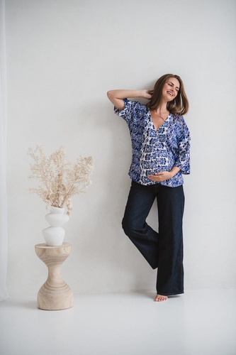 Bluză de alăptare Bahama Mama Maternitate imprimeu Milk&Love Azul – viscoză, mâneci 3/4, oversize