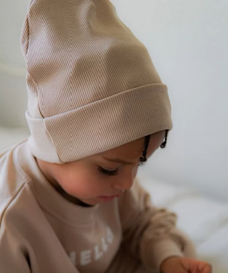 Pălărie pentru copii cu dungi Yosoy - caramel