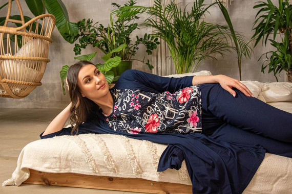 676 Pijama de damă cu talpă Forex - albastru marin