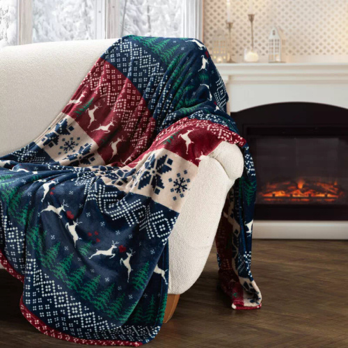 Pătură de Crăciun Eurofirany, bleumarin și roșu cu model scandinav – o pătură moale din microfibră, 240 g/m²