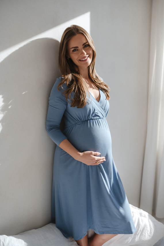 Cămașă de noapte pentru gravide și alăptare Star Light din bambus – elegantă, respirabilă, ideală pentru maternitate