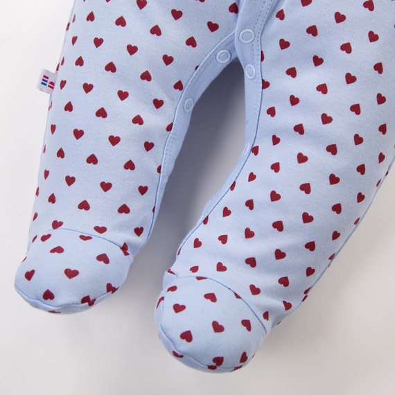 Salopetă nou-născut Love Eevi albastră cu inimioare 100% bumbac, mâneci rabatabile