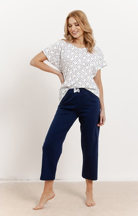 3418 Pijamale de dama Demi Taro - bumbac, maneci scurte, pantaloni 3/4