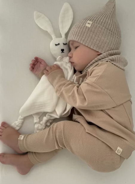 Jambiere cu dungi Yosoy pentru copii - caramel