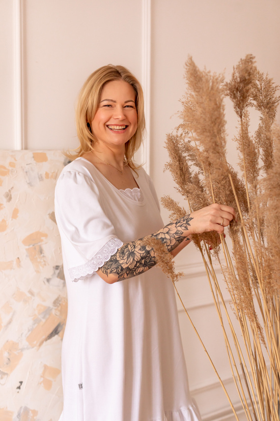 34DB Peonia Cămașă de noapte pentru femei – albă cu dantelă Marija, 100% bumbac