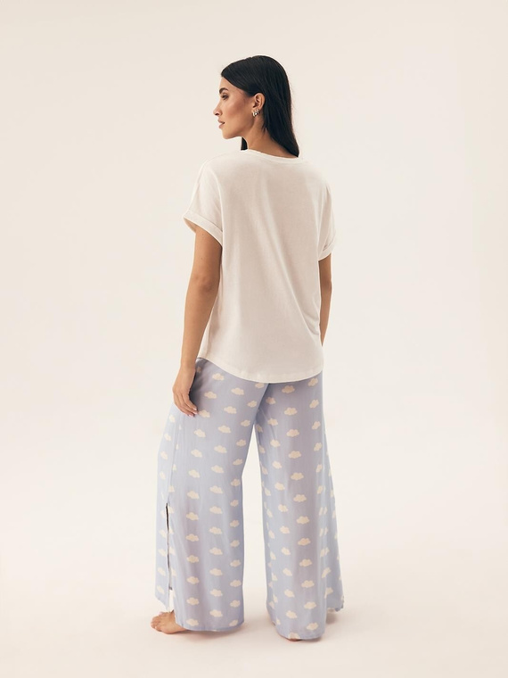 42730 Nubes Henderson Pijamale dama - crem