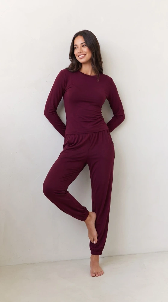 Pijamale damă Luna 1318, 95% viscoză, mânecă lungă, pantaloni cu manșete - culoare vinete