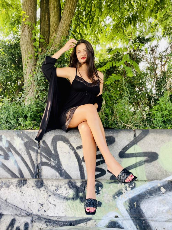 871 / 529 Visa Halat pentru femei Forex - negru