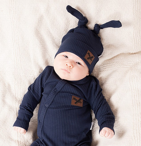 219055 Pălărie pentru bebe Willy Nicol – bumbac, bleumarin, noduri duble