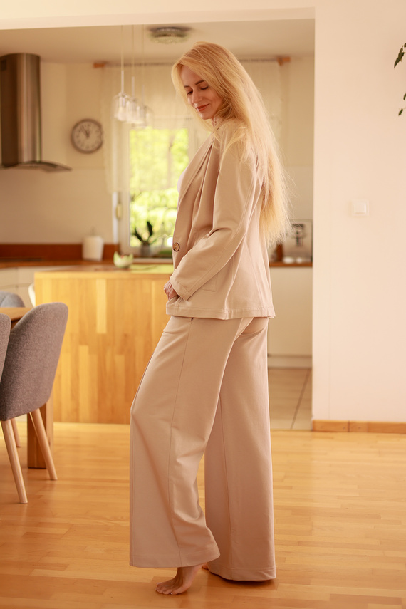 Emi - geaca eleganta de dama, 95% bumbac 5% elastan | Marca poloneză Mirale - bej